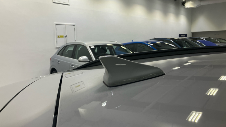 Hyundai KONA 100kW Premium 39kWh 5dr Auto Electric Hatchback